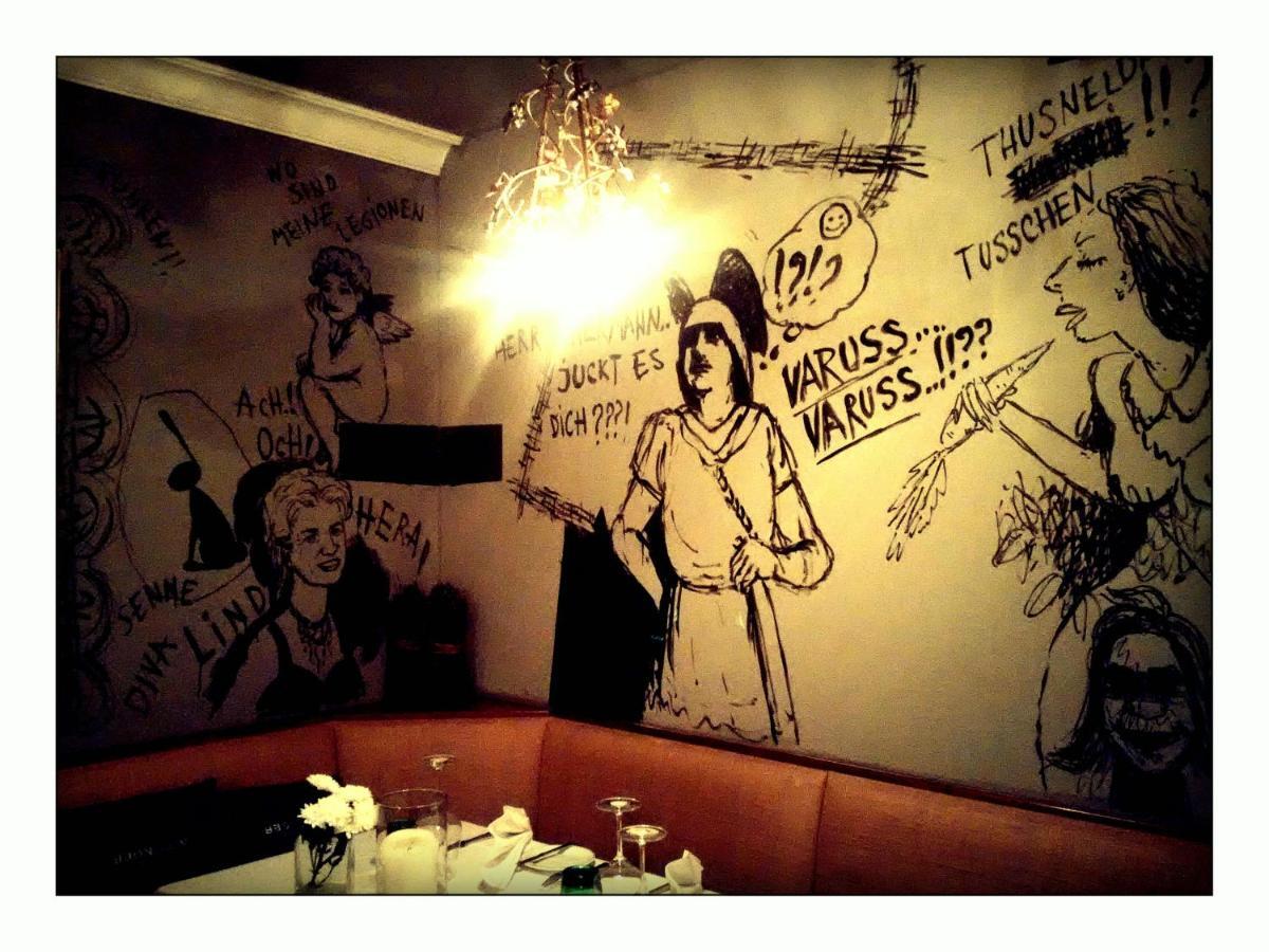 Schloß Holte-Stukenbrock Hotel & Restaurant Westhoff חדר תמונה